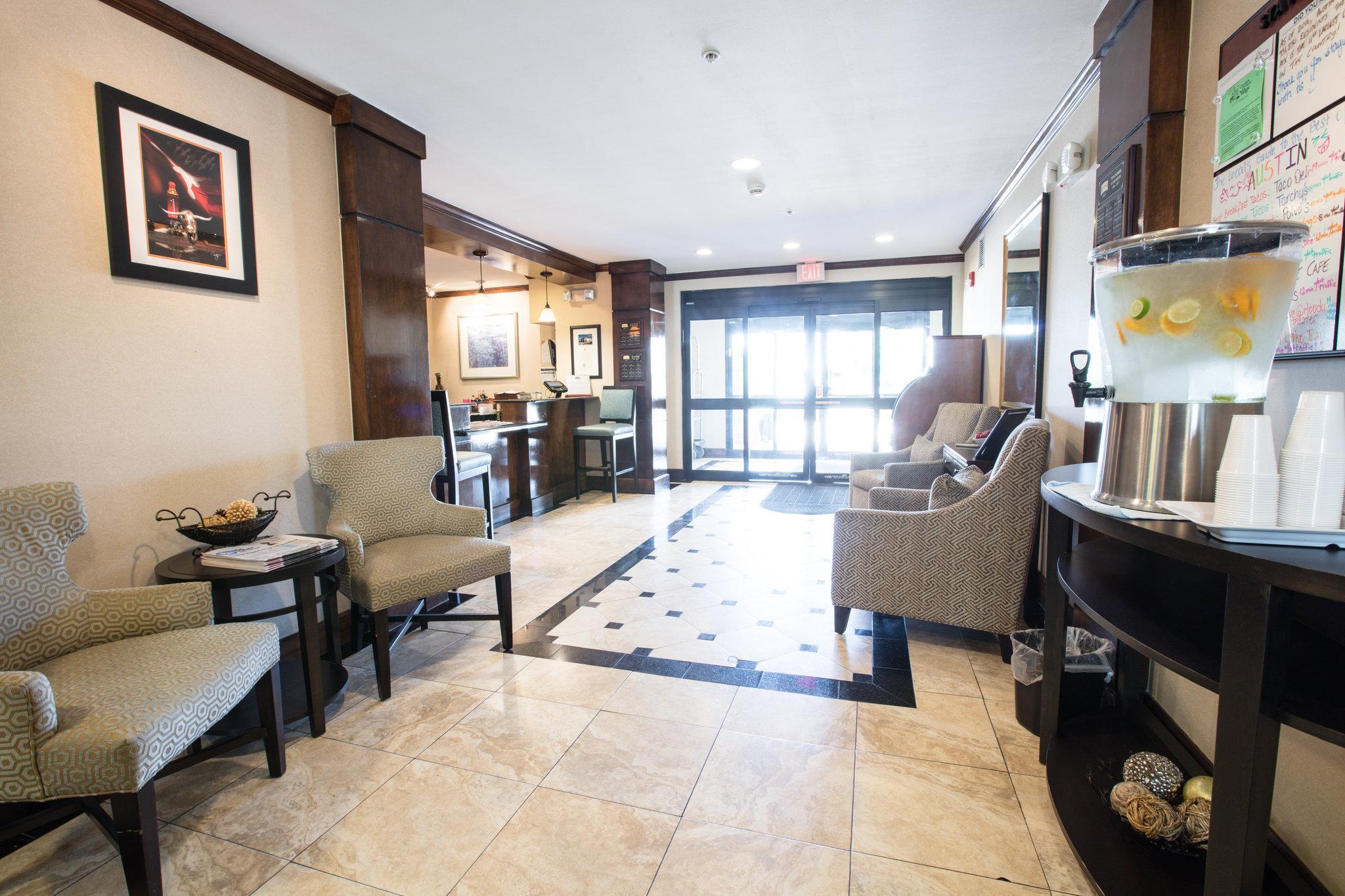 Staybridge Suites Austin Airport By Ihg Eksteriør billede