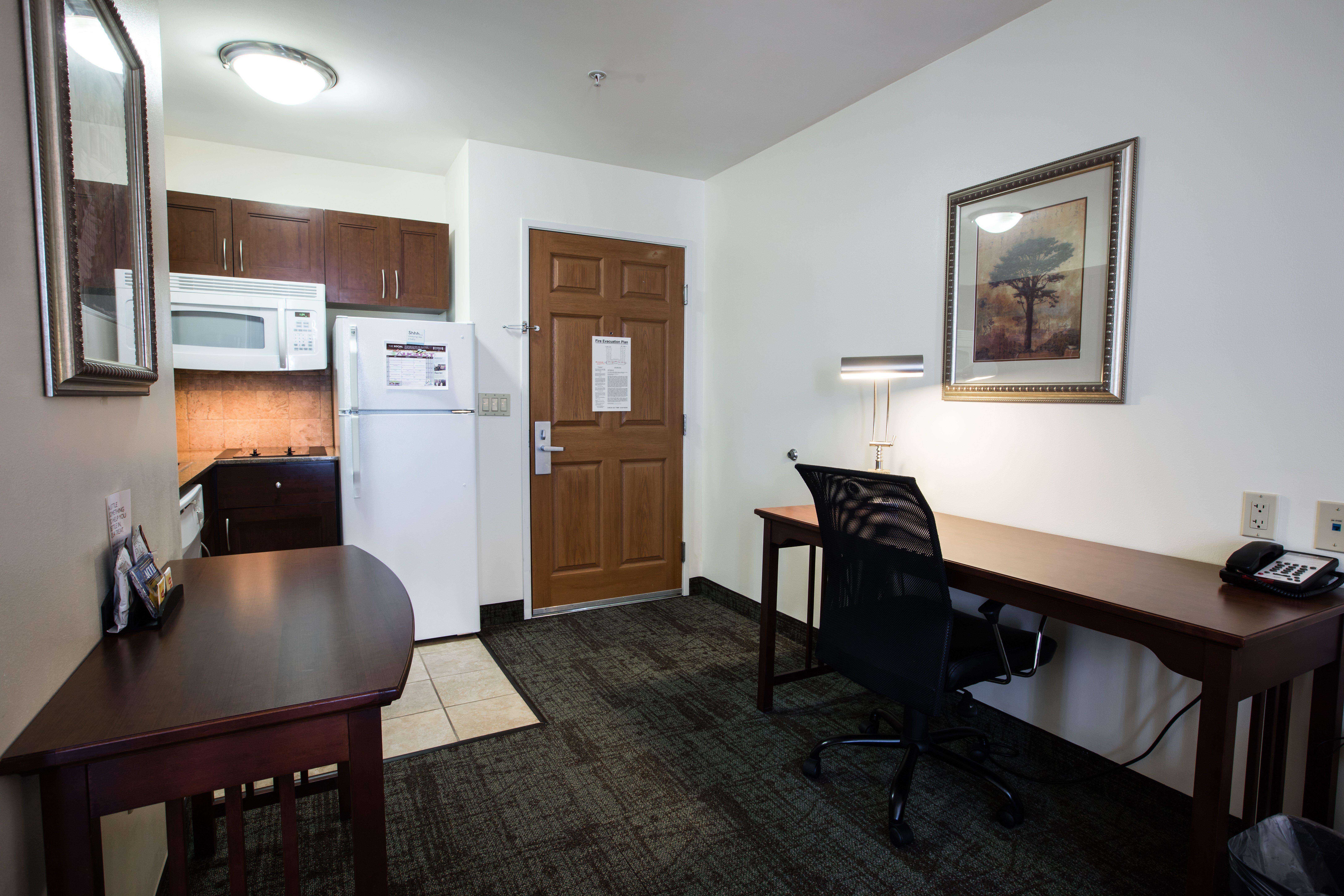 Staybridge Suites Austin Airport By Ihg Eksteriør billede