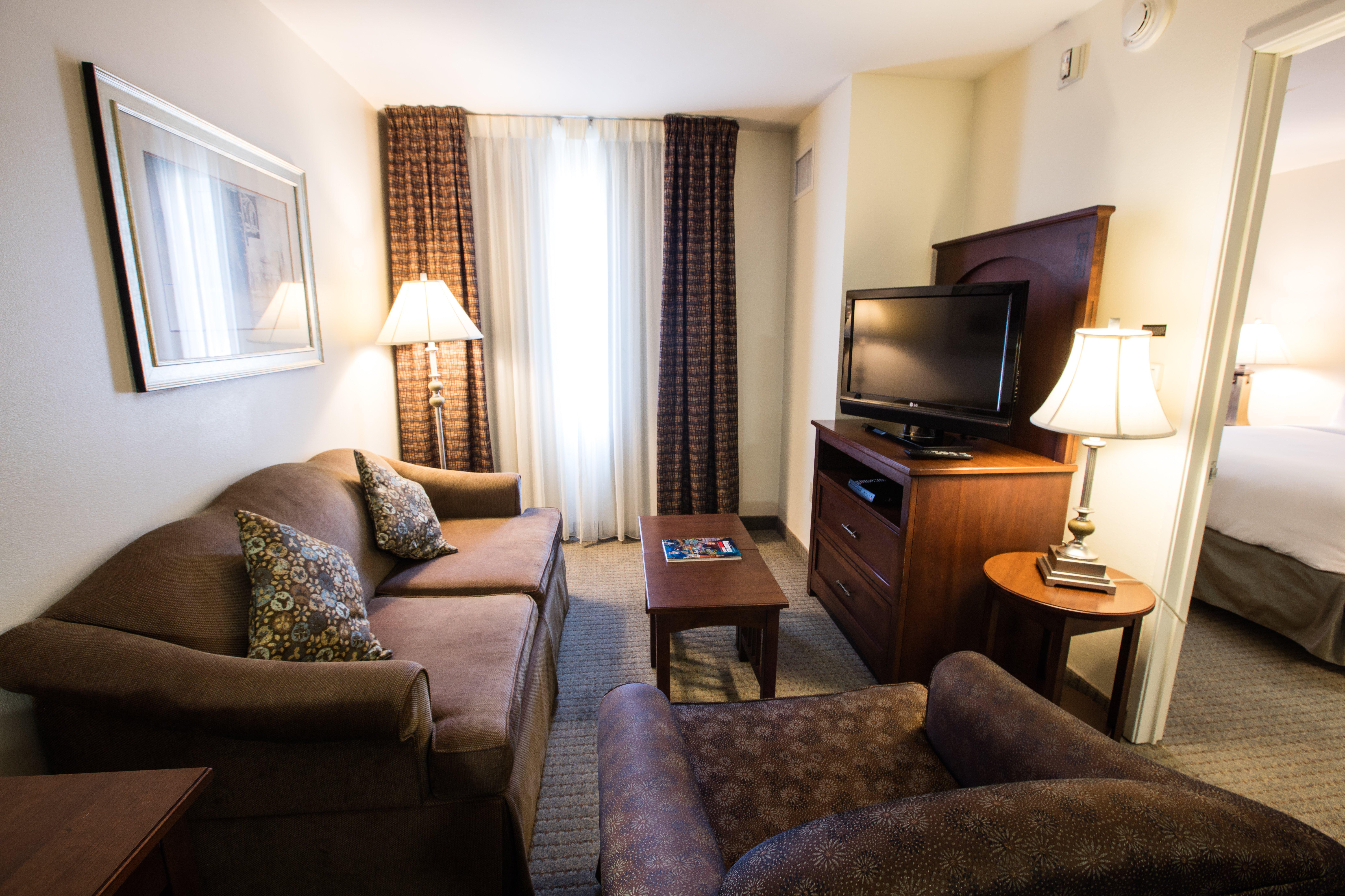 Staybridge Suites Austin Airport By Ihg Eksteriør billede