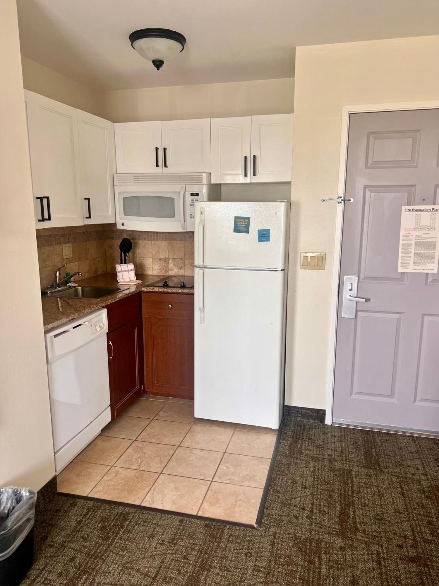 Staybridge Suites Austin Airport By Ihg Eksteriør billede