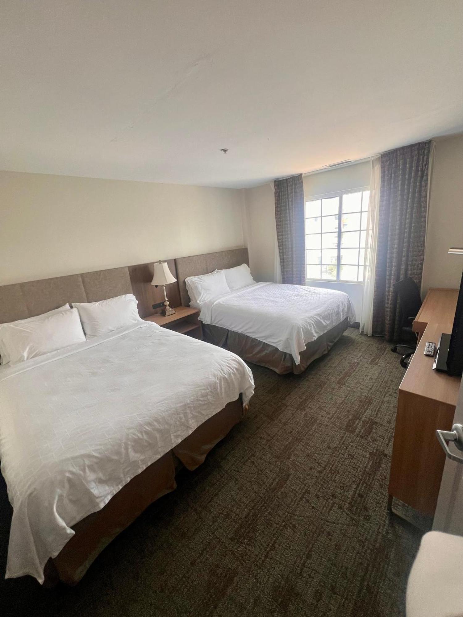 Staybridge Suites Austin Airport By Ihg Eksteriør billede